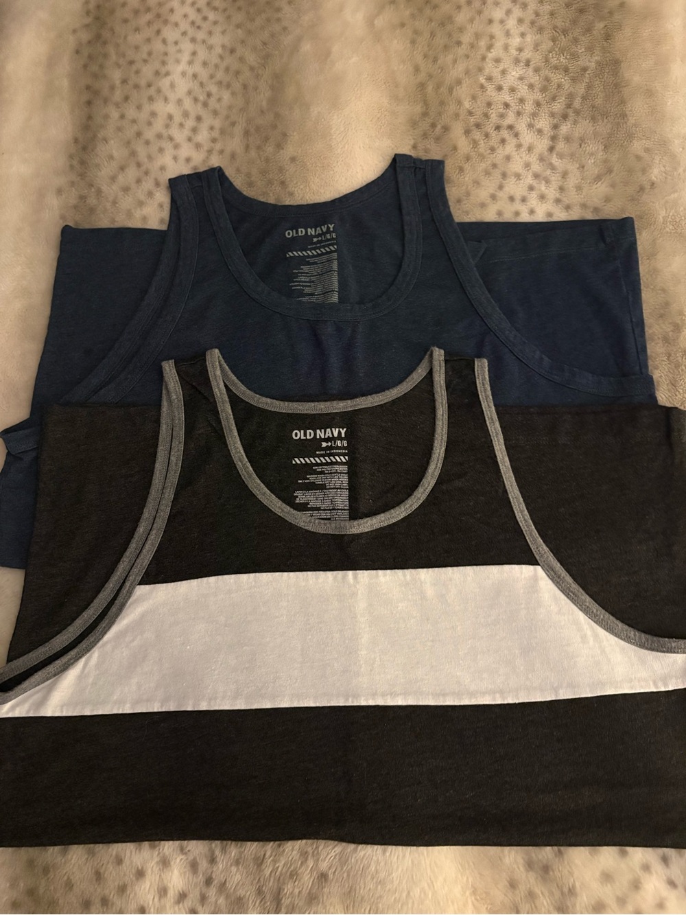 Old Navy Mens Tank Top Bundle of two Size Large
